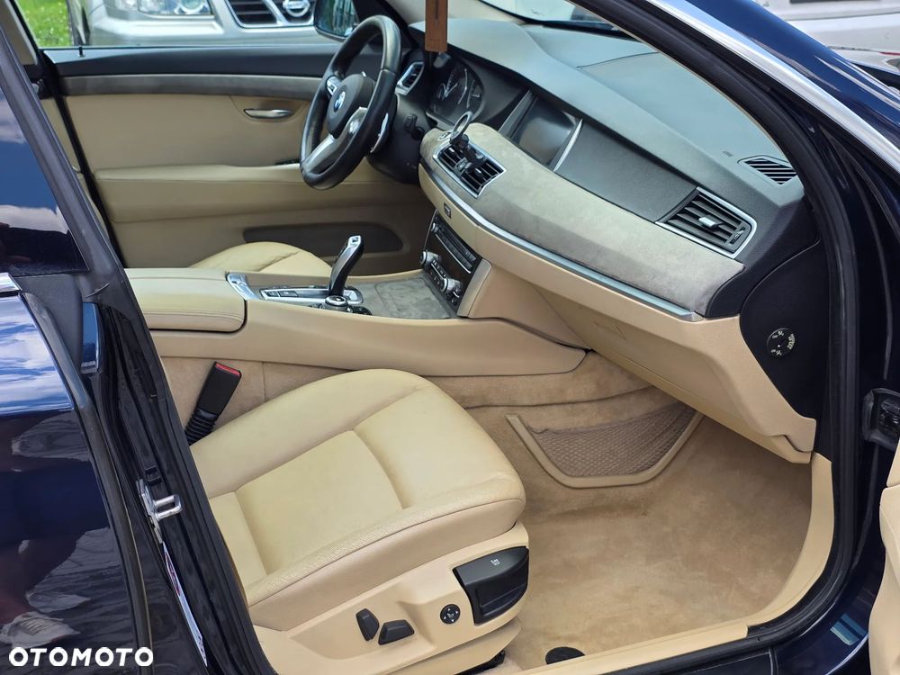 BMW 5GT 530d - 30