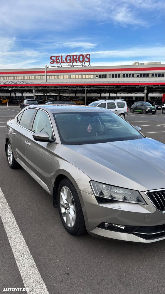 Skoda Superb 1.4 TSI Ambition - 4
