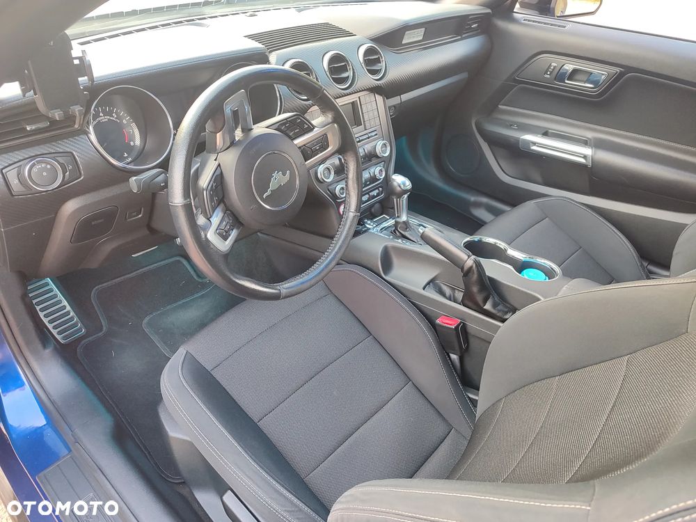 Ford Mustang 3.7 V6 - 16