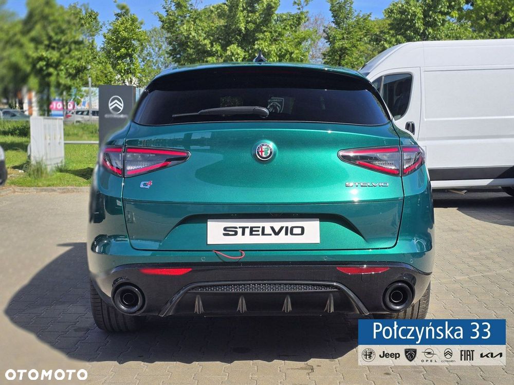 Alfa Romeo Stelvio - 7