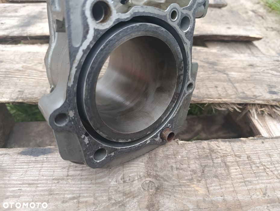Cylindry Suzuki VS 800 cylinder silnika tuleja pierścionki K4 - 3
