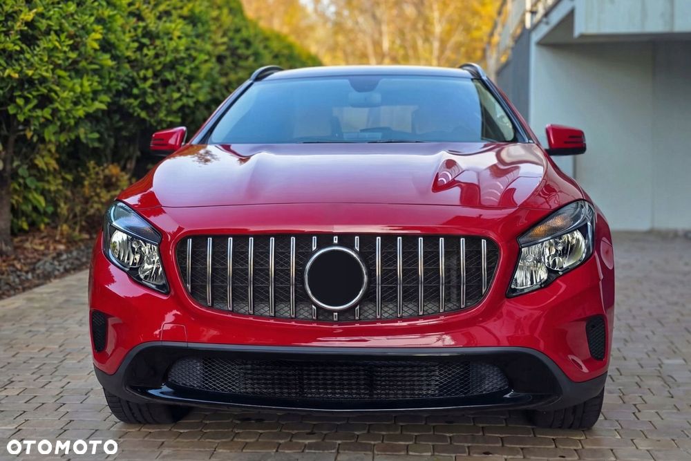 mercedes gla x156 2014-2016 grill gt panamericana srebrny - 2
