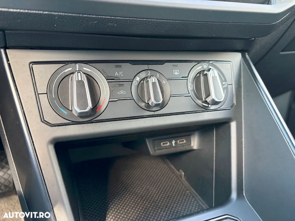 Volkswagen Polo 1.0 Trendline - 23