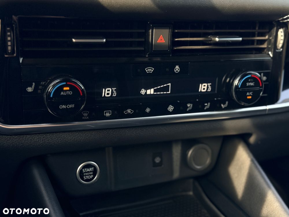 Nissan Qashqai 1.3 DIG-T MHEV Xtronic N-Connecta - 16