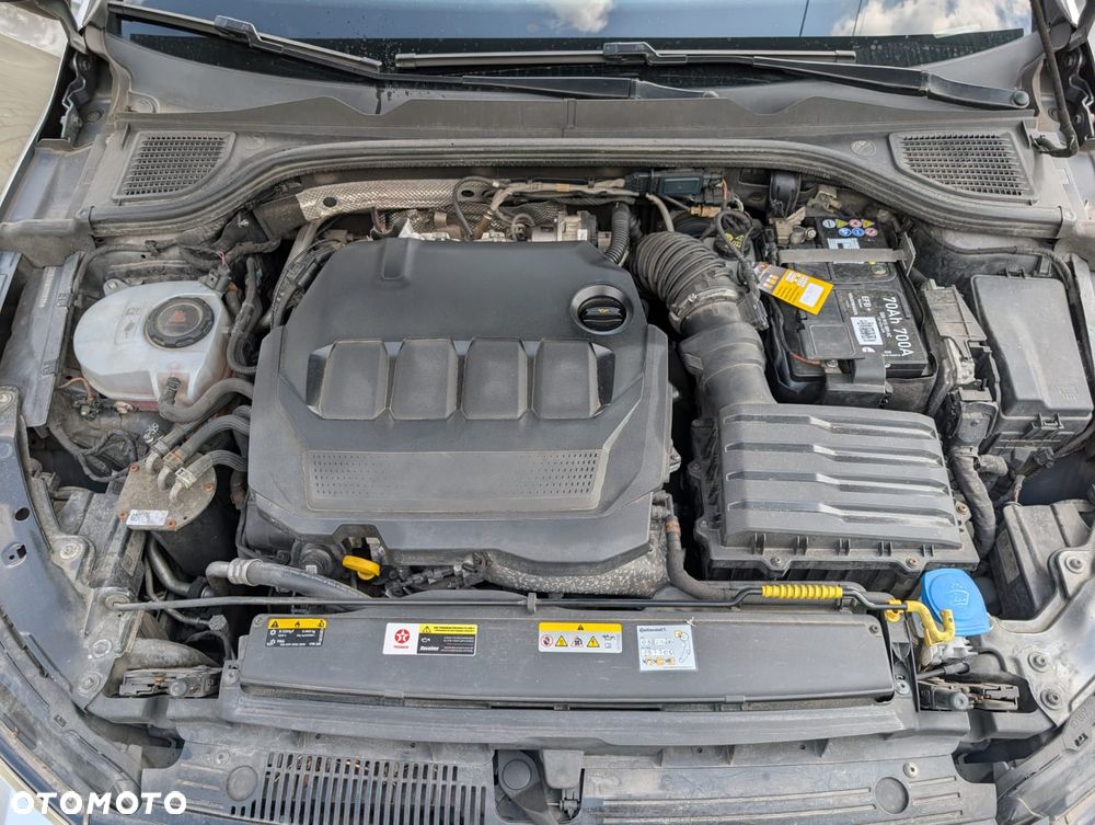 Volkswagen Golf 2.0 TDI Life - 36