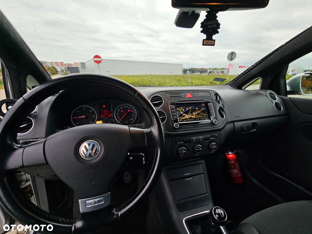 Volkswagen Golf Plus - 9