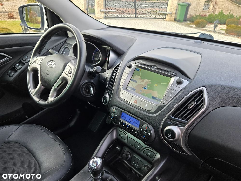 Hyundai ix35 1.7 CRDi 2WD blue Style - 11
