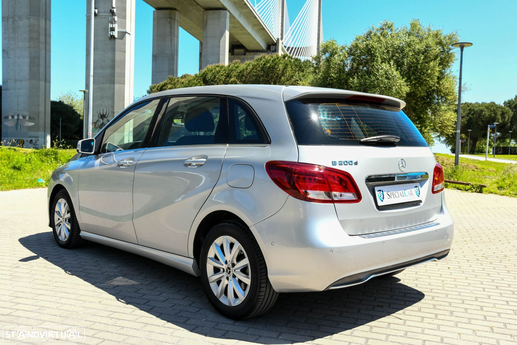Mercedes-Benz B 200 d Style - 6