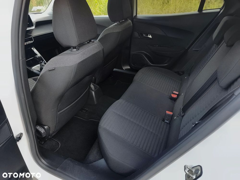 Peugeot 2008 1.5 BlueHDi Allure - 9