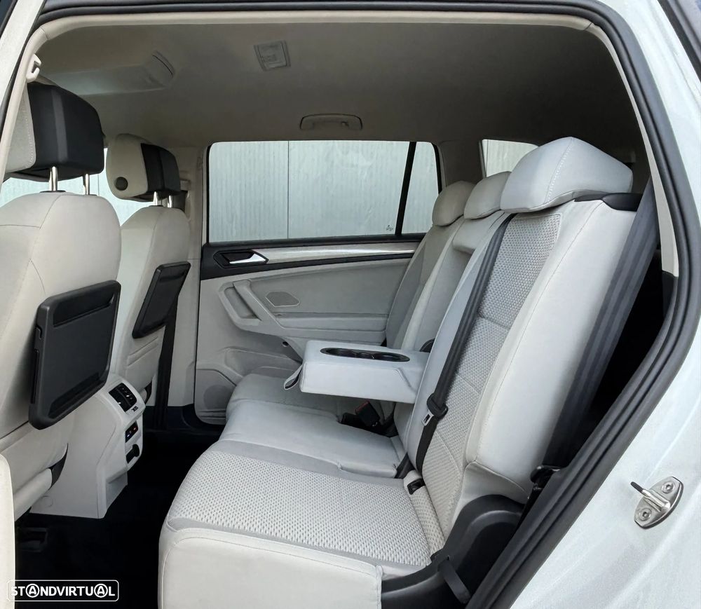VW Tiguan Allspace 2.0 TDI Confortline DSG - 13