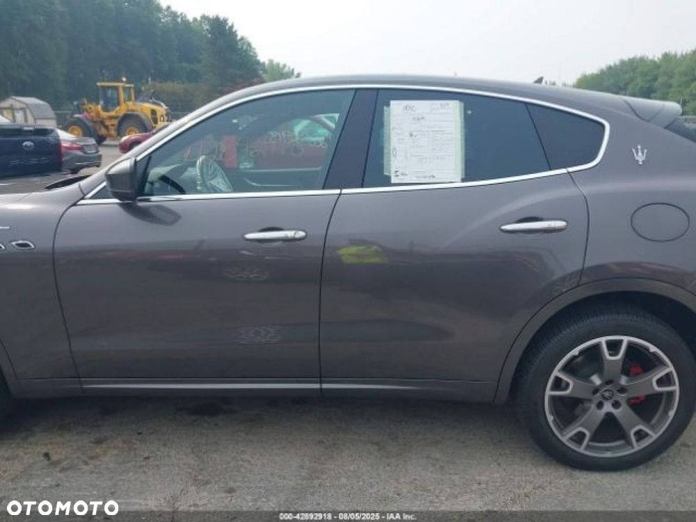 Maserati Levante - 6