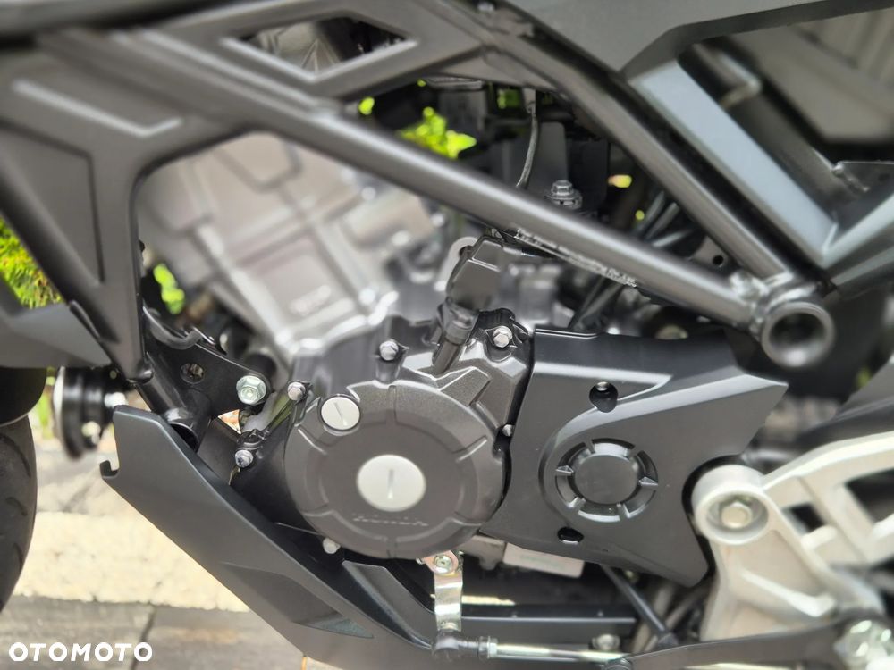 Honda CB - 19