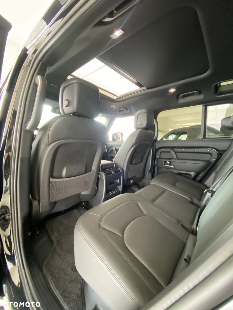Land Rover Defender 3.0 D350 mHEV X-Dynamic SE - 8