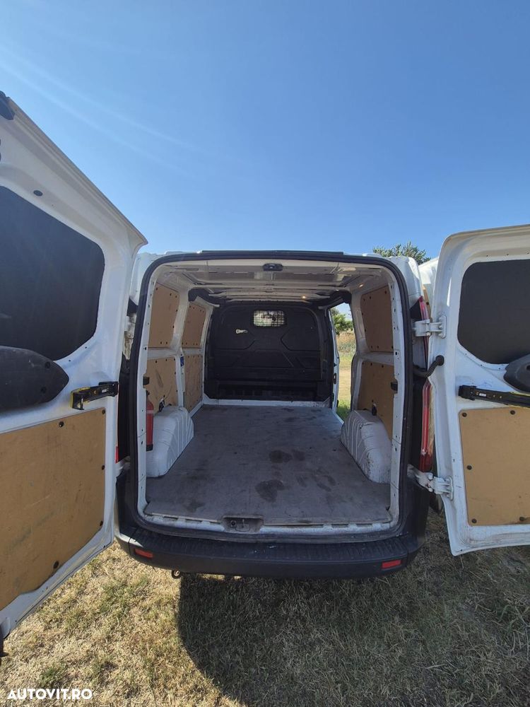 Ford TRANSIT CUSTOM - 4