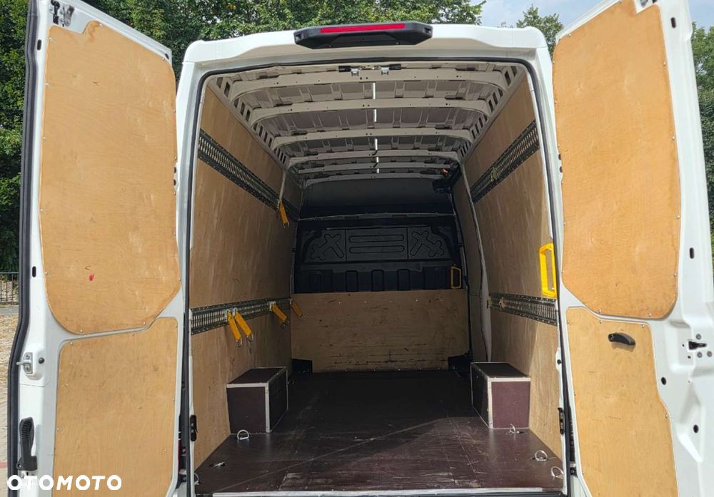 Iveco Daily 35S18 - 27
