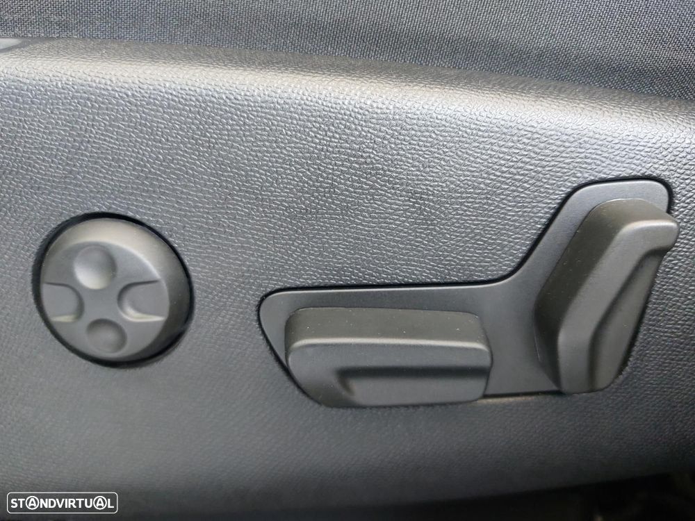 Citroën C5 Aircross 1.6 Hybrid Shine e-EAT8 - 30