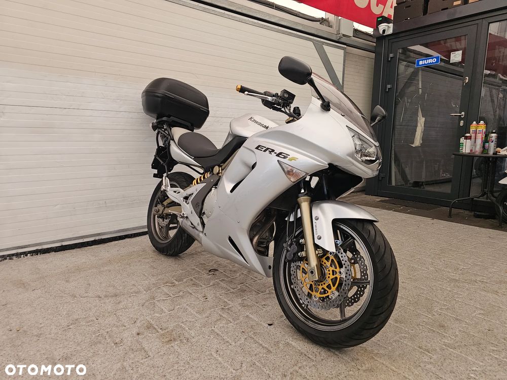 Kawasaki ER - 4