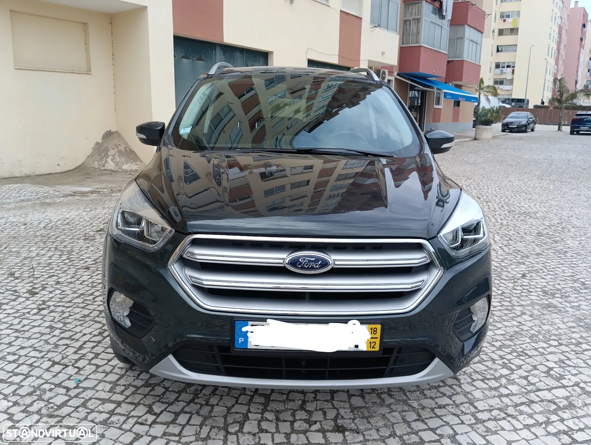 Ford Kuga 1.5 EcoBoost Titanium 4WD Powershift - 2