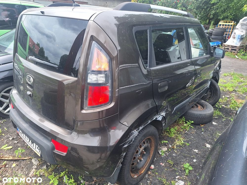Kia Soul 1.6 L - 4