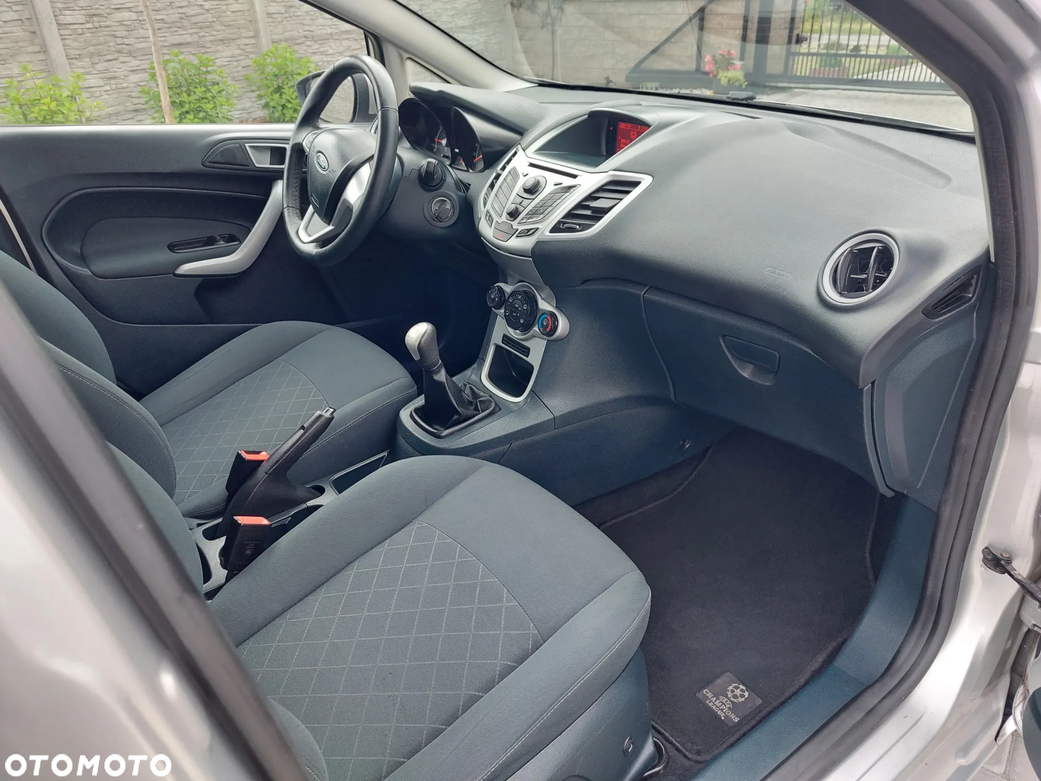 Ford Fiesta 1.25 Champions Edition - 14