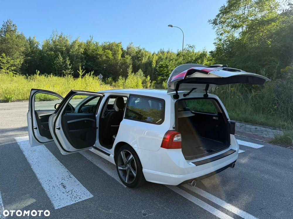 Volvo V70 D4 AWD Geartronic RDesign - 14