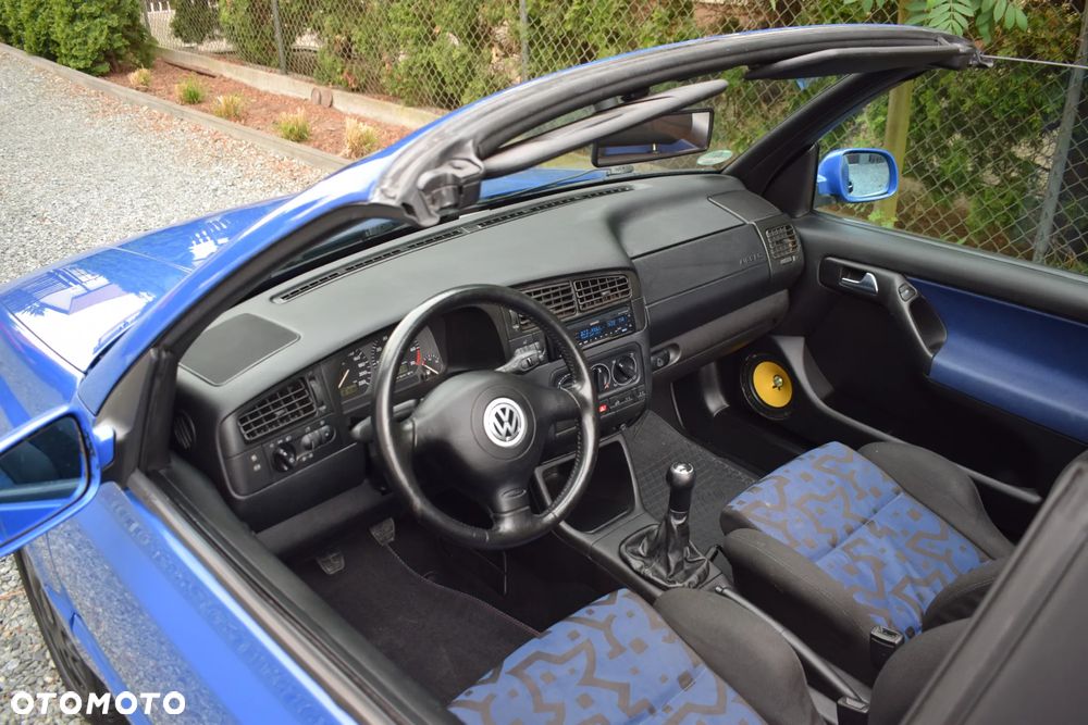 Volkswagen Golf 1.6 Comfortline - 18