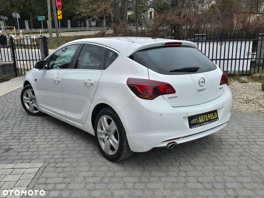 Opel Astra 1.4 Turbo - 13