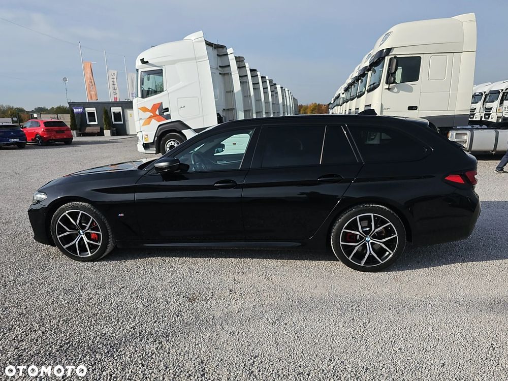 BMW Seria 5 540d xDrive mHEV M Sport sport - 8