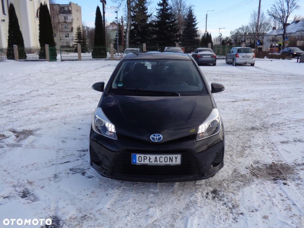 Toyota Yaris Hybrid 100 Life - 19