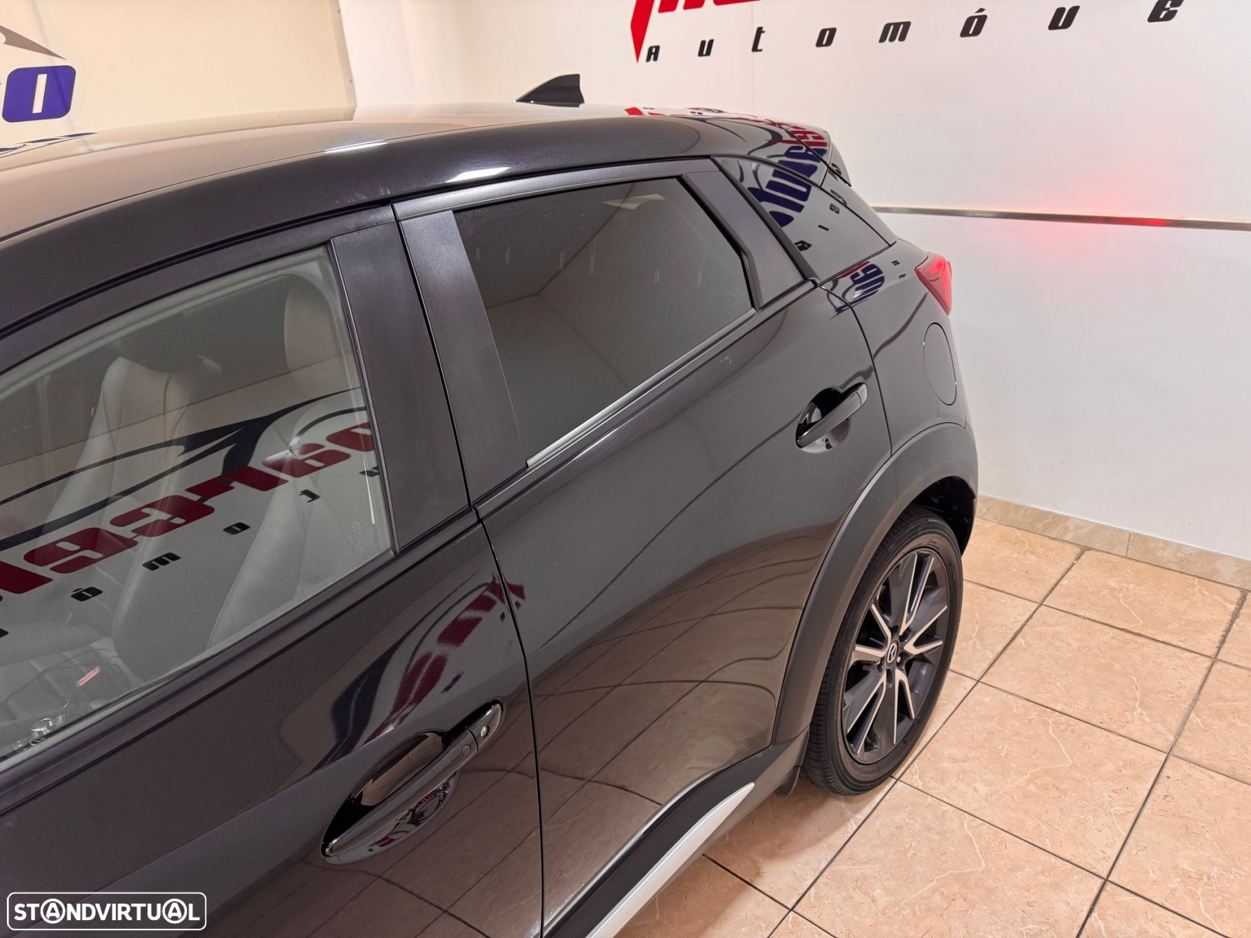 Mazda CX-3 1.5 Sky.Excellence Navi - 4