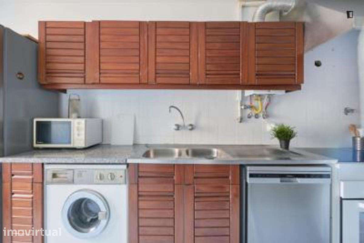 Quarto - localizado em Telheiras Lisbon - Grande imagem: 2/14