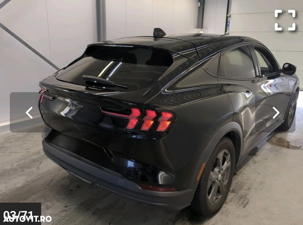 Ford Mustang Mach-E 2021 photo 3