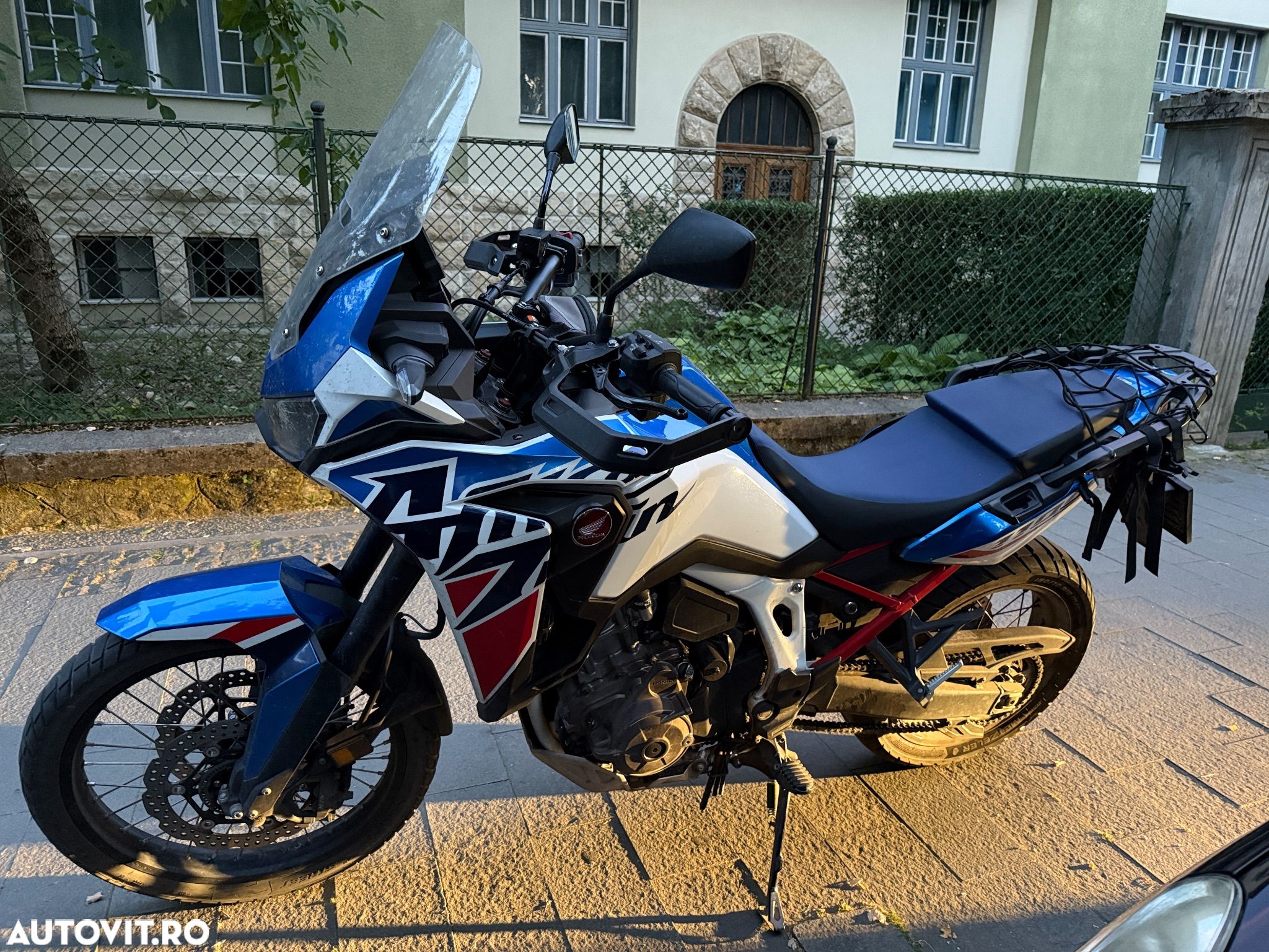 Honda Africa Twin - 1