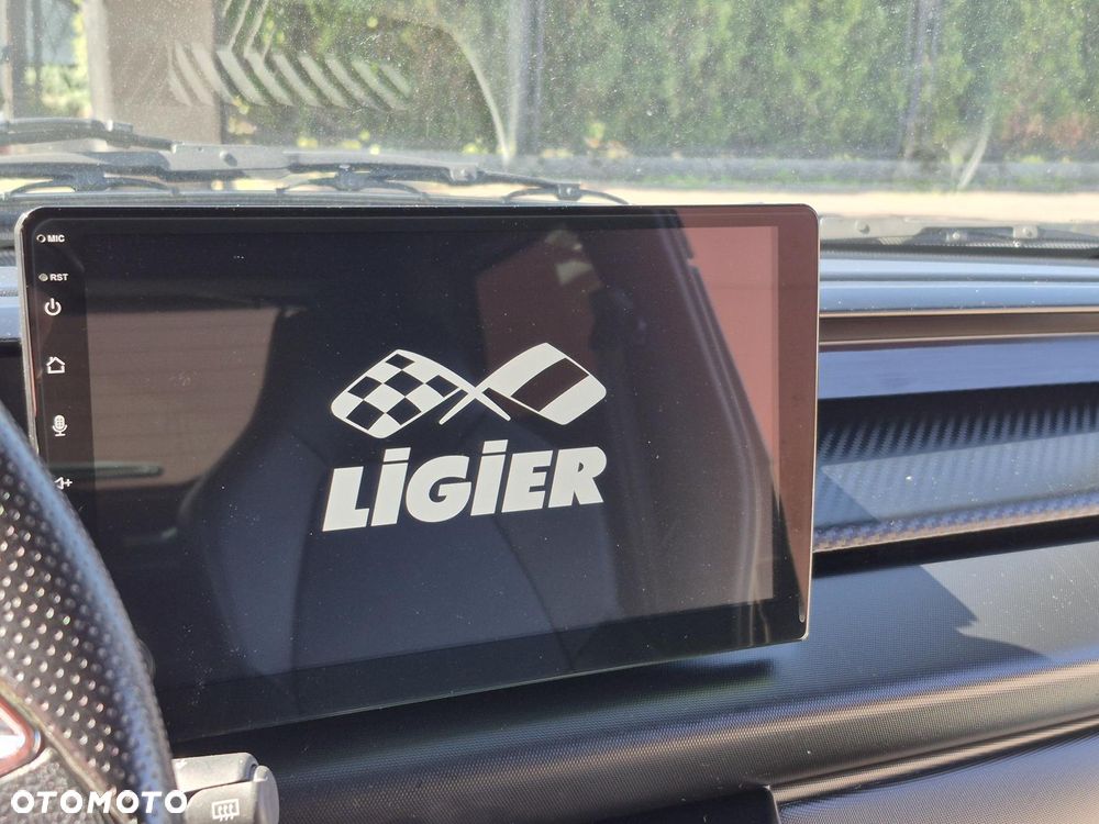 Ligier JS50 - 29