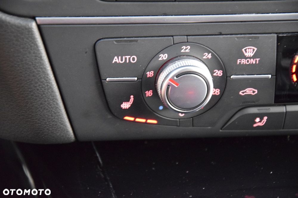 Audi A6 Avant 2.0 TDI ultra S tronic - 28