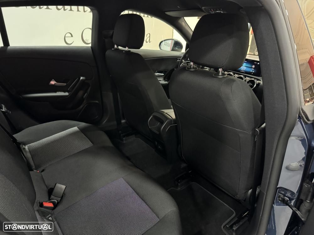 Mercedes-Benz CLA 180 d Style - 39