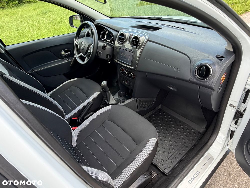 Dacia Logan - 27