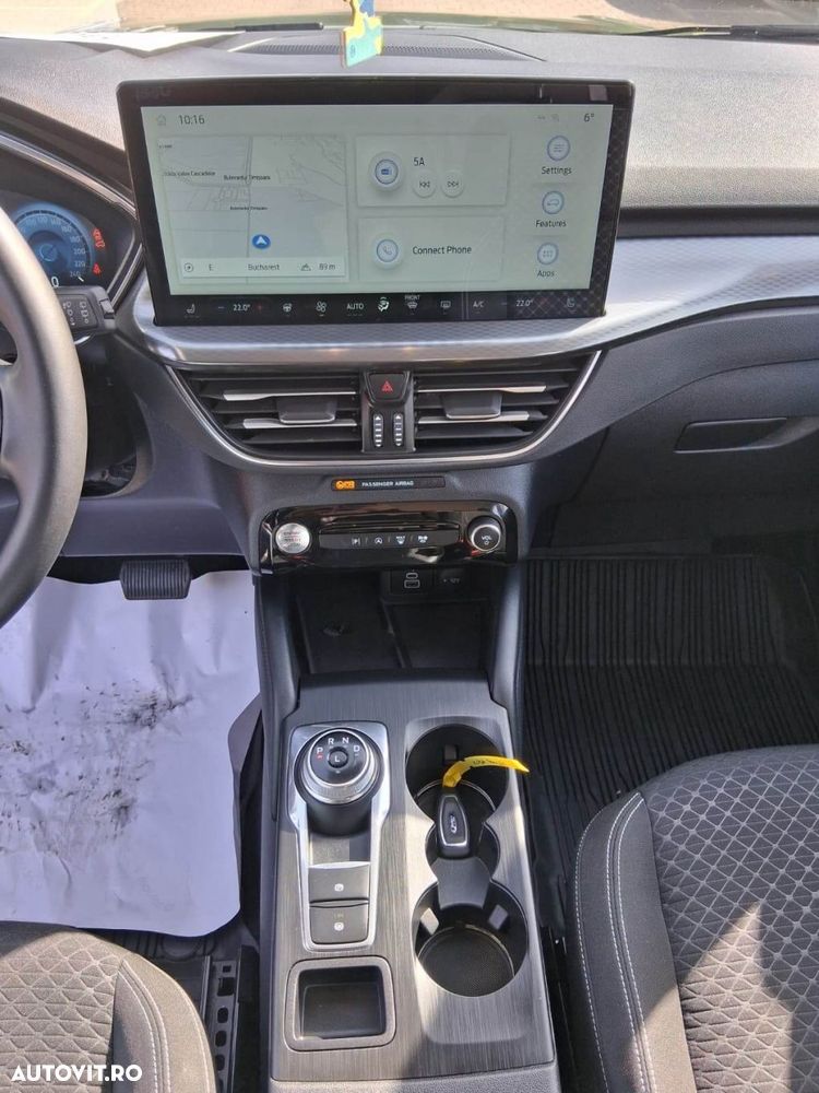 FORD Kuga 2024 — imagine 12