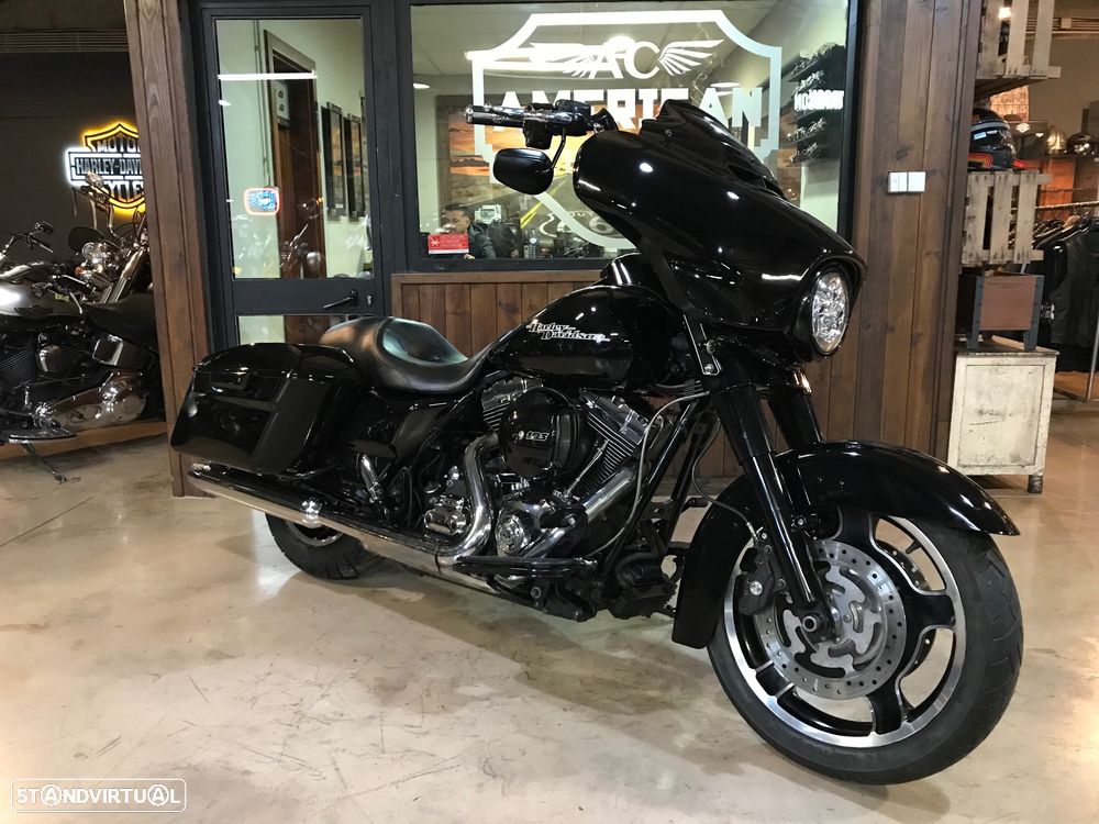 Harley-Davidson FLHXS Street Glide Special - 7