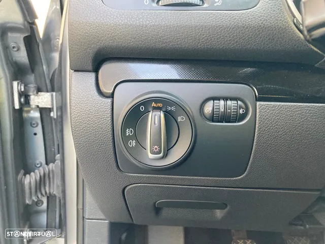 VW Golf Variant 1.6 TDi Sportline - 15