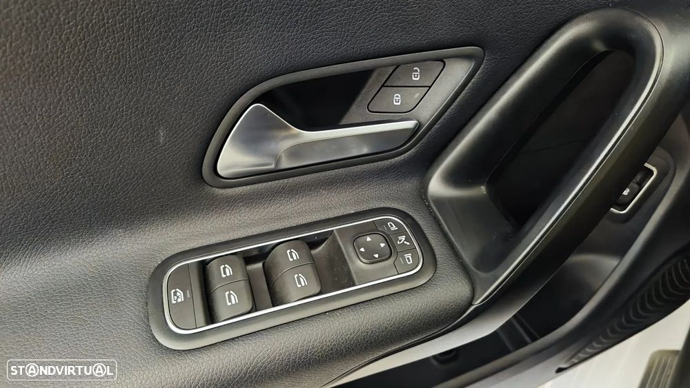 Mercedes-Benz CLA 250 e Shooting Brake Style Plus - 23