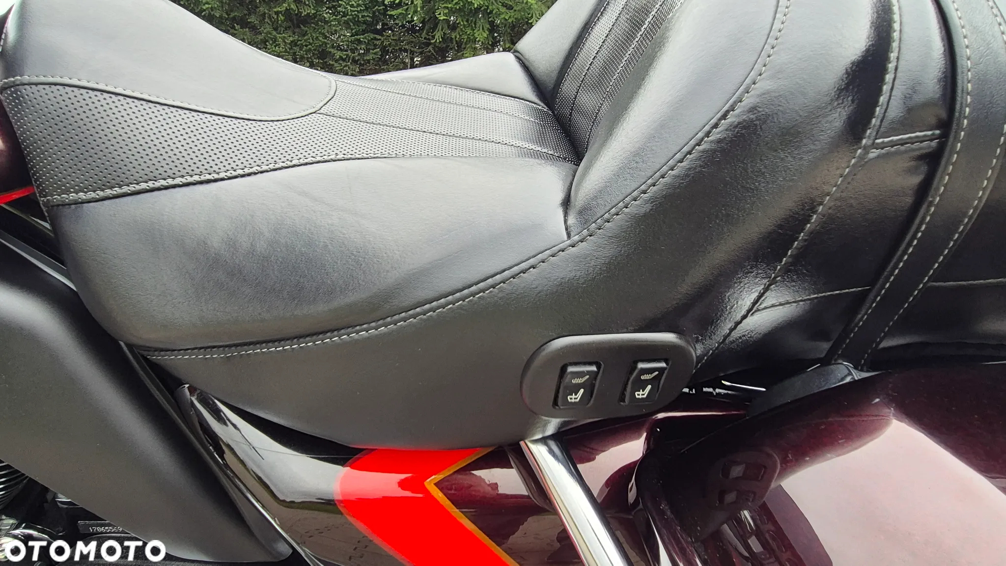 Harley-Davidson Touring Electra Glide - 10