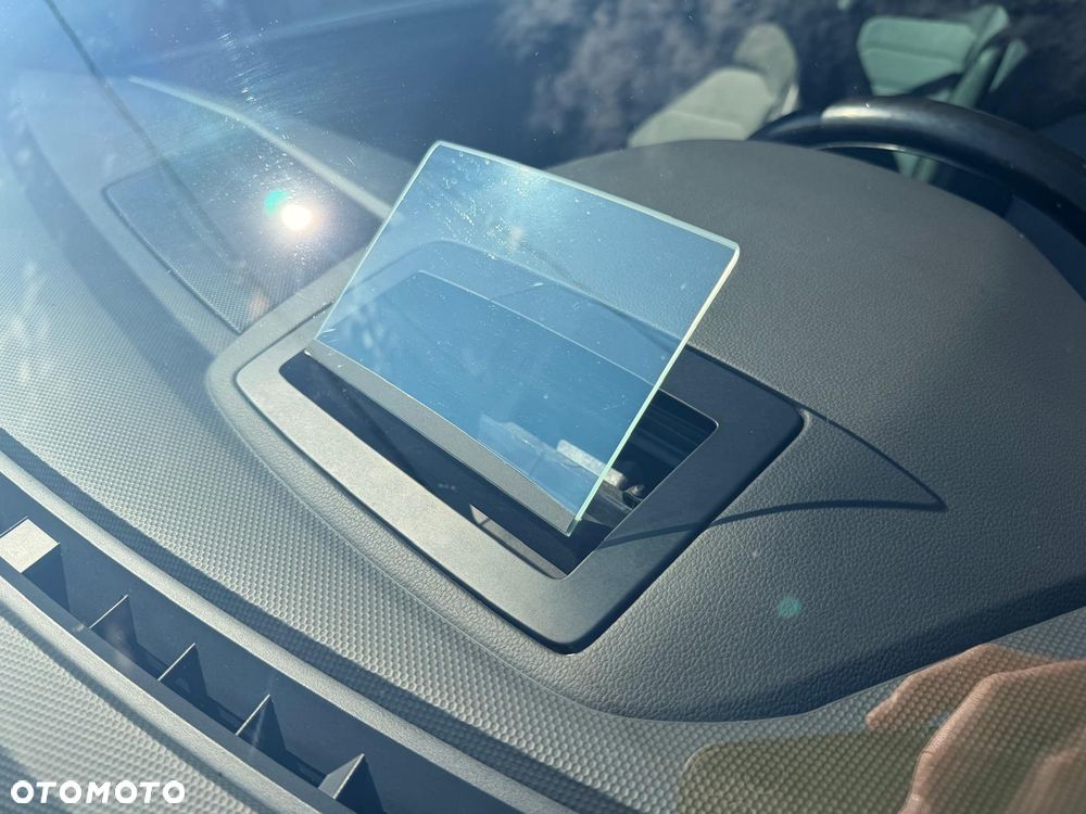 Volkswagen Tiguan 2.0 TDI SCR 4MOTION (BlueMotion Techn.) DSG Highline - 19