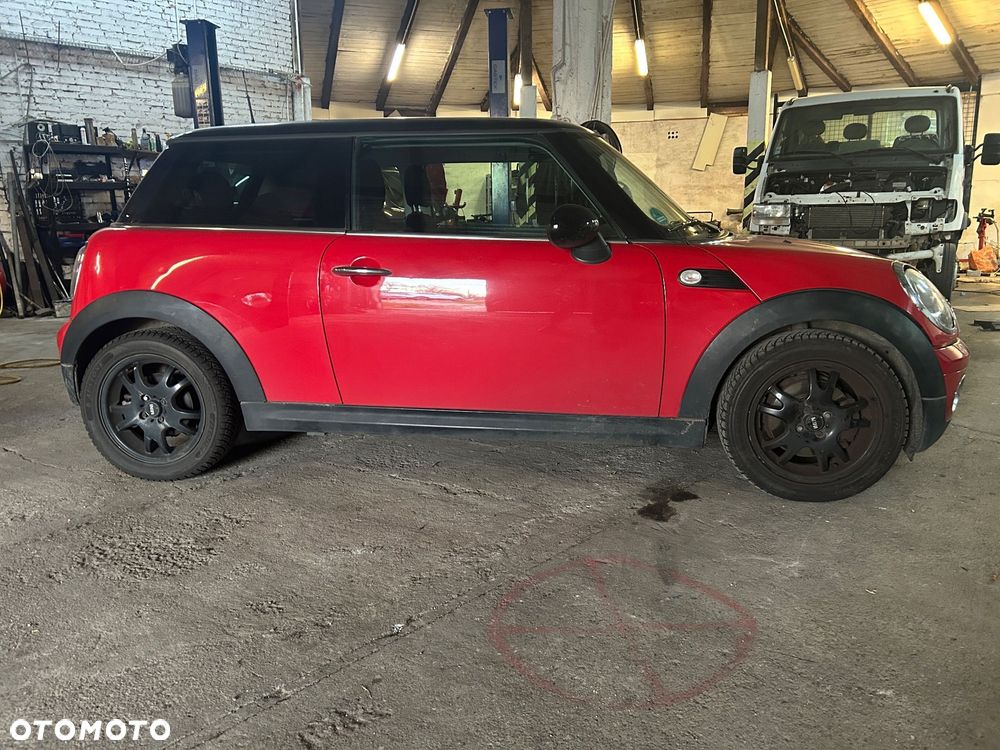 MINI Cooper Standard - 5