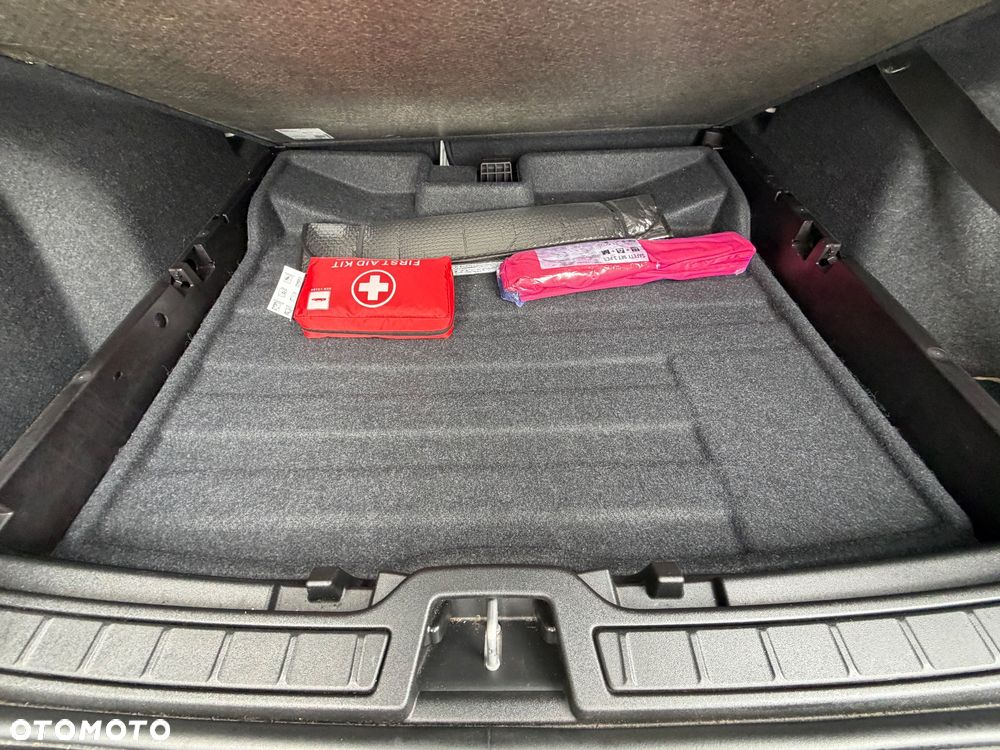 Volvo XC 40 - 21