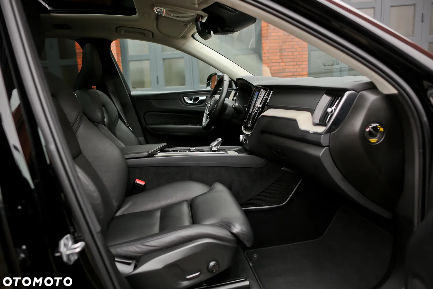 Volvo XC 60 B5 D AWD Geartronic Inscription - 29