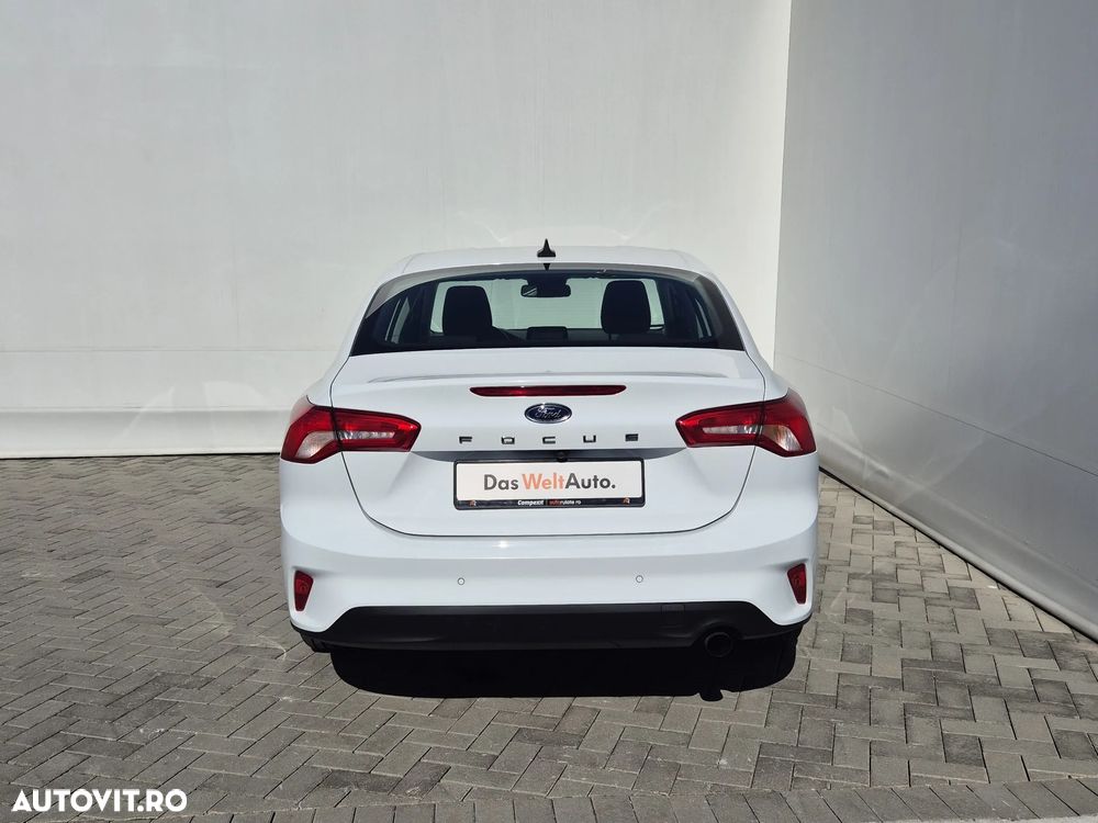 Ford Focus 1.5 EcoBlue Titanium - 4