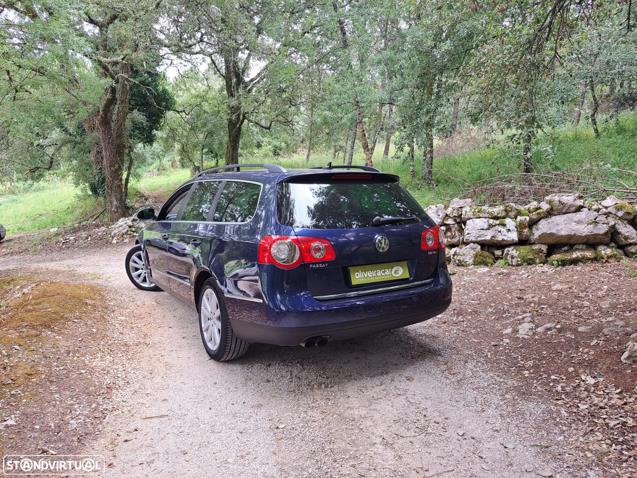 VW Passat Variant 2.0 TDi Highline - 23