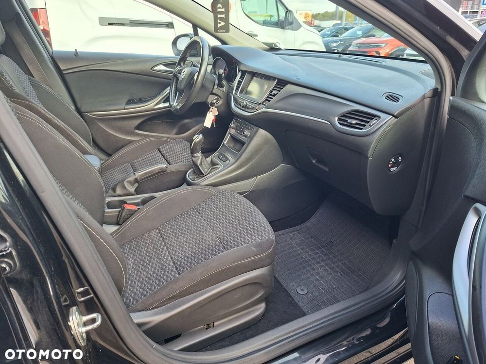 Opel Astra - 10