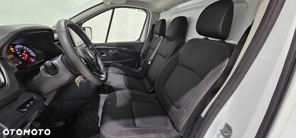 Renault Trafic - 8
